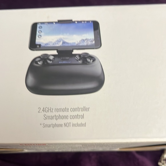 New in open box Udi R/C Drone - Picture 2 of 4